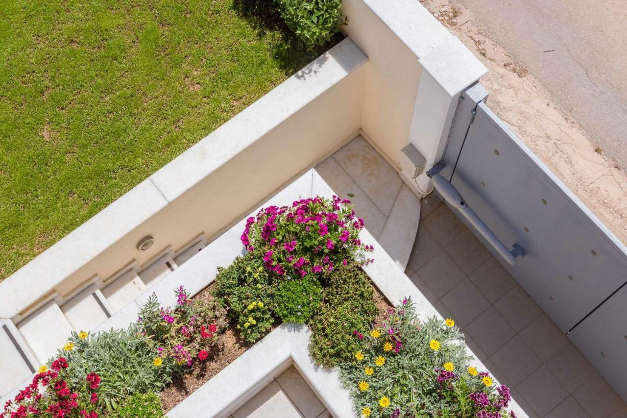 Villa Santa Barbara Marathón Dış mekan fotoğraf